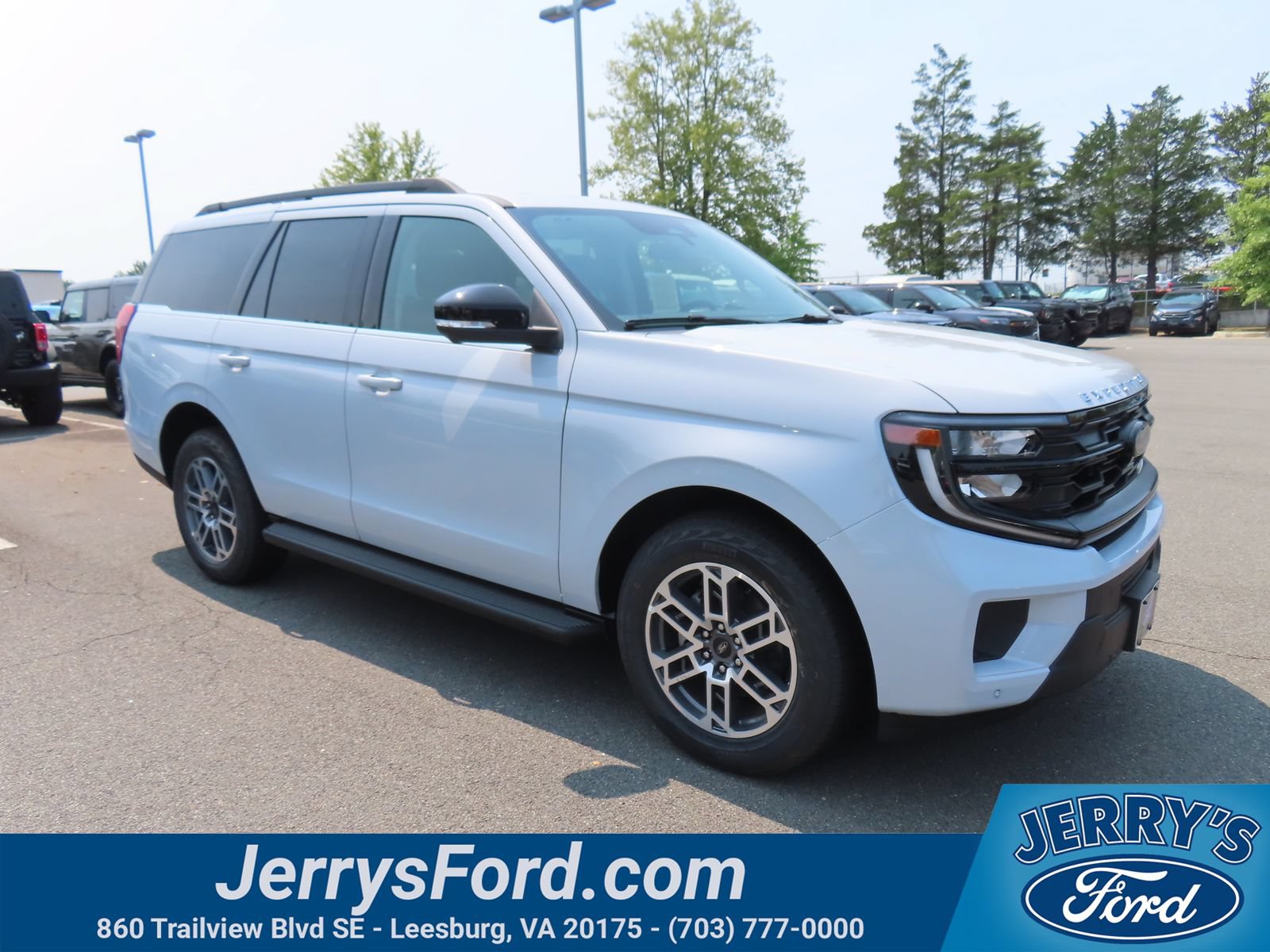 New 2026 Ford Expedition Active AWD/4WD image 1