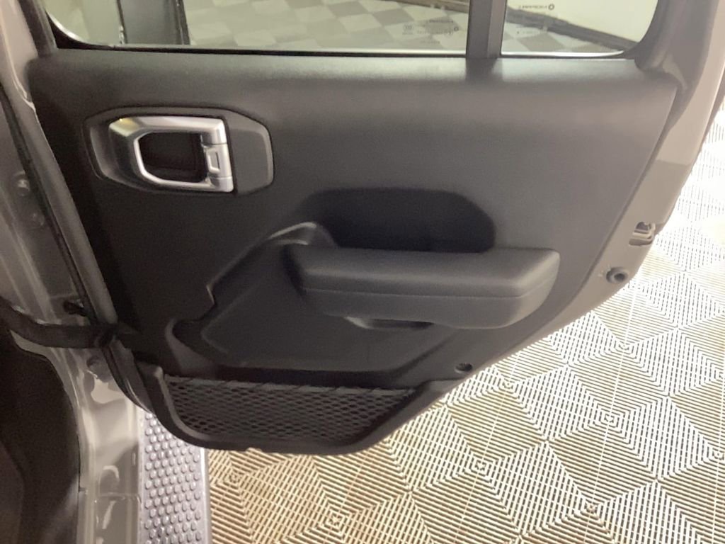 Used 2021 Jeep Wrangler Unlimited Sport image 10