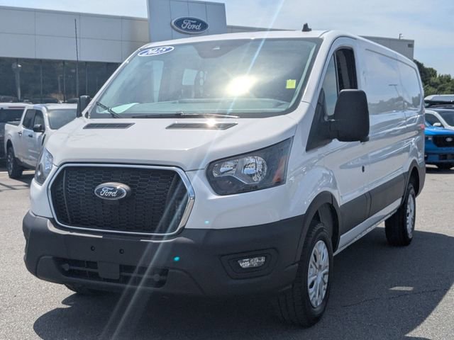 Certified 2025 Ford Transit 250 Low Roof w/ Exterior Upgrade Package RWD image 7