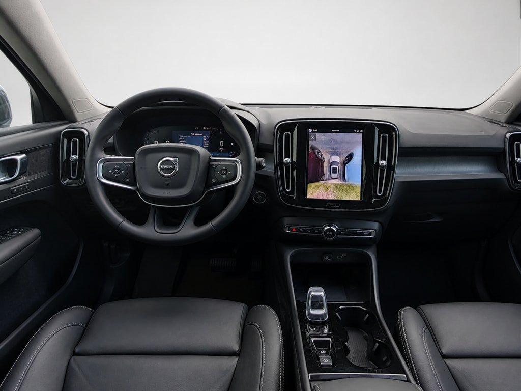 New 2026 Volvo XC40 B5 Plus w/ Climate Package AWD/4WD image 23