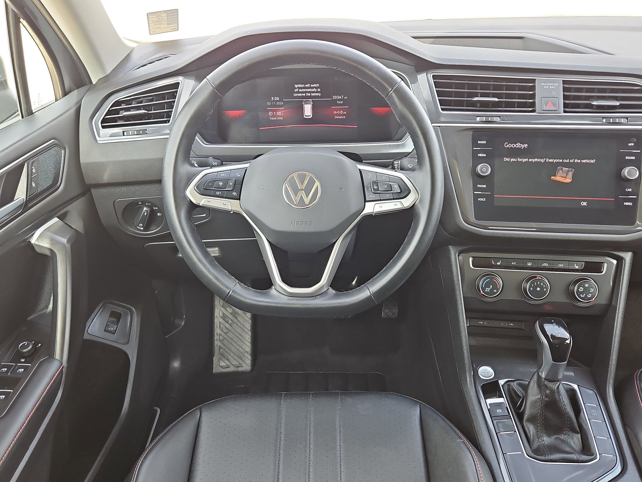 Used 2024 Volkswagen Tiguan Wolfsburg Edition image 27