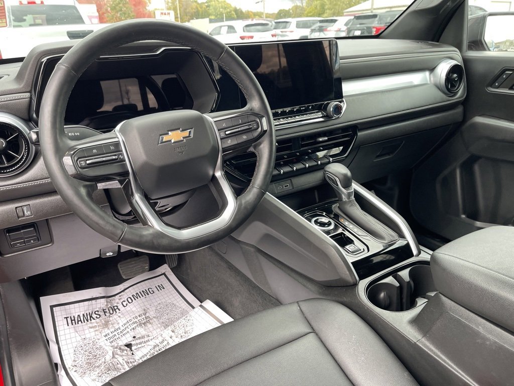Used 2023 Chevrolet Colorado LT w/ LT Convenience Package III image 12