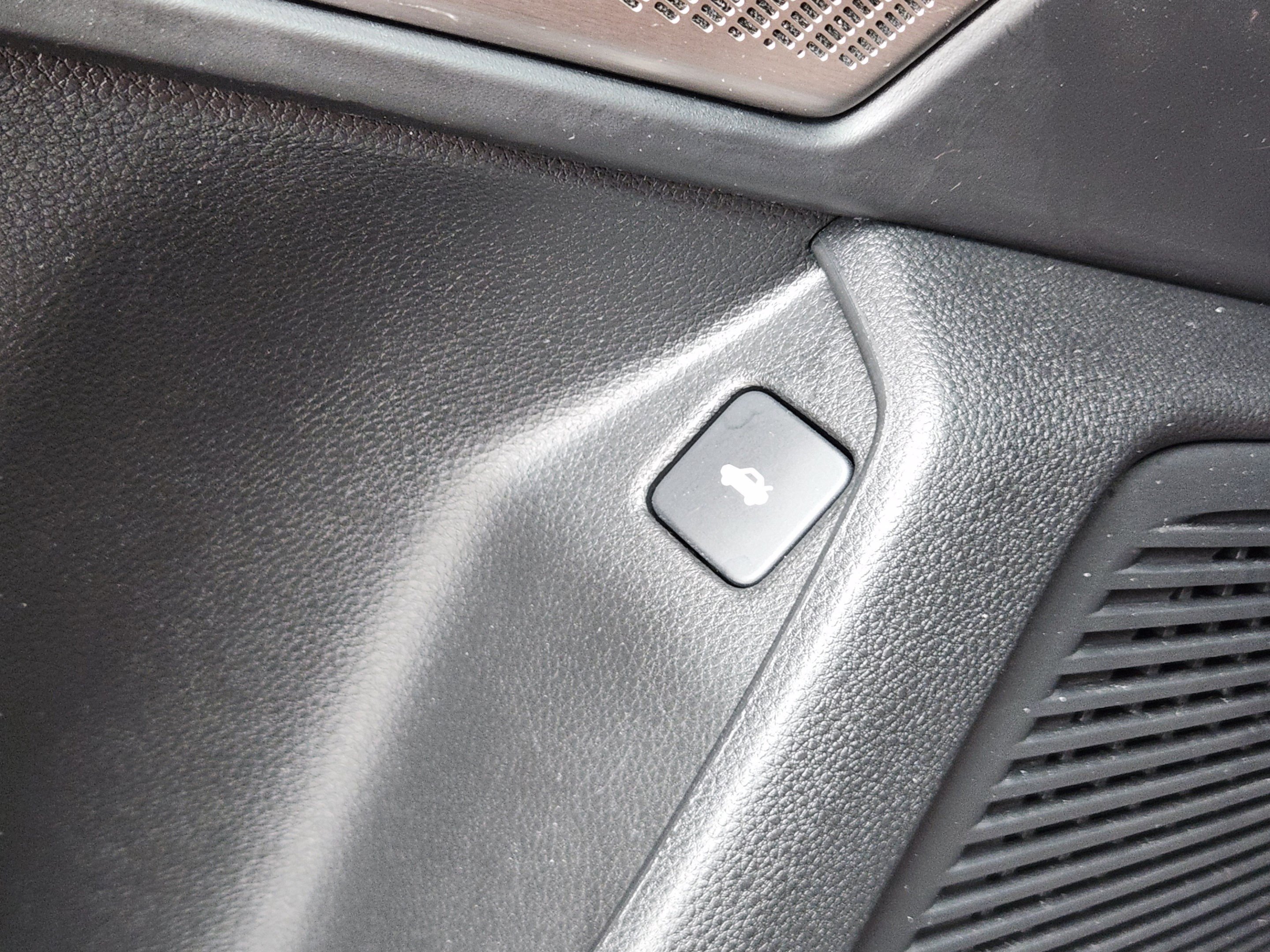 Used 2023 Acura TLX w/ Technology Package FWD image 21
