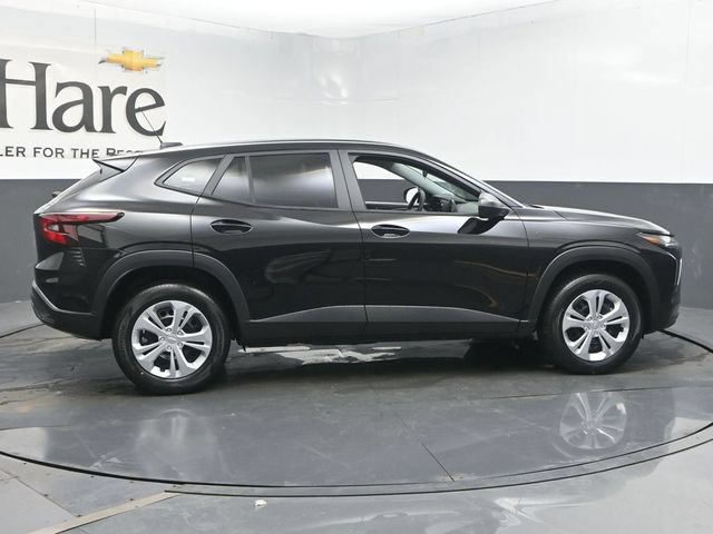 New 2026 Chevrolet Trax LS FWD image 16