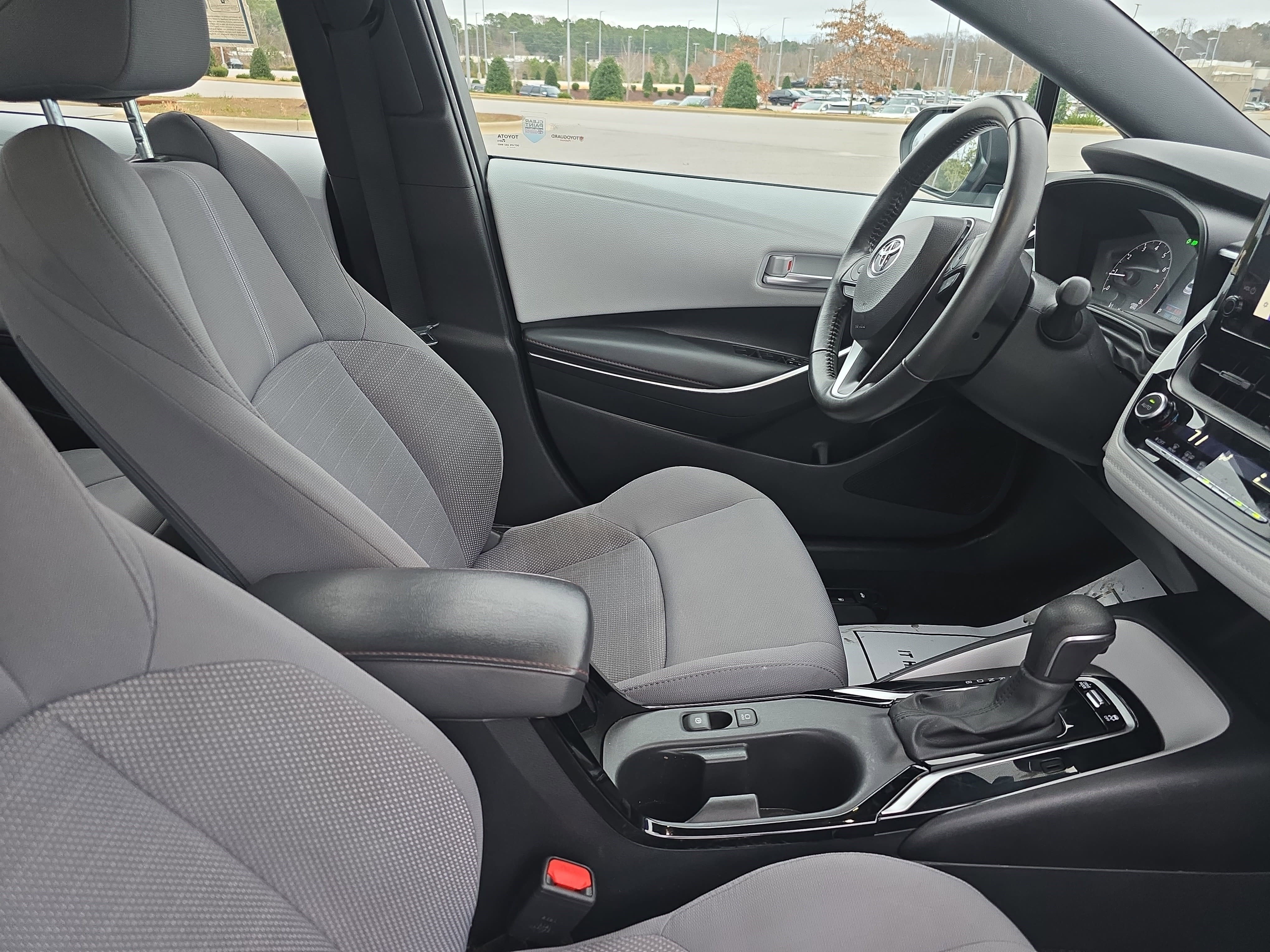 Used 2024 Toyota Corolla SE image 10