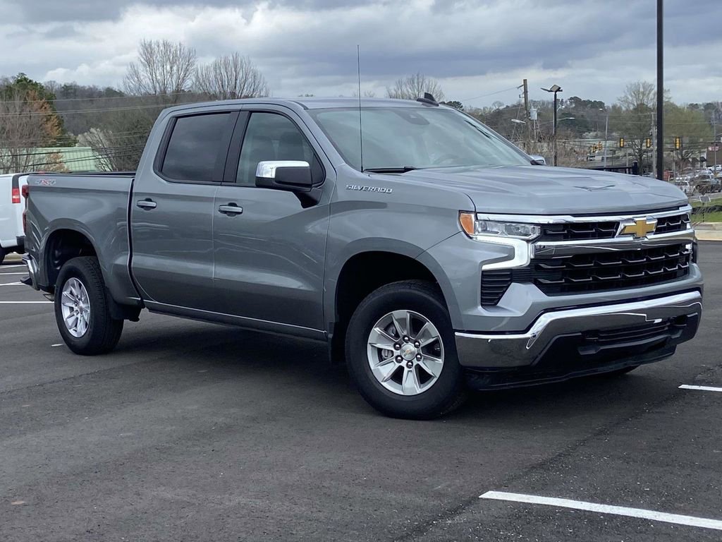 Used 2026 Chevrolet Silverado 1500 LT image 1