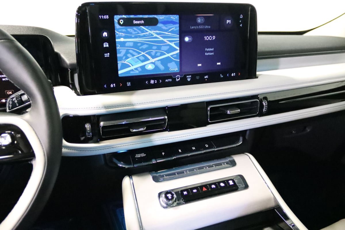 Used 2025 Lincoln Aviator Reserve w/ Equipment Group 201A AWD/4WD image 43