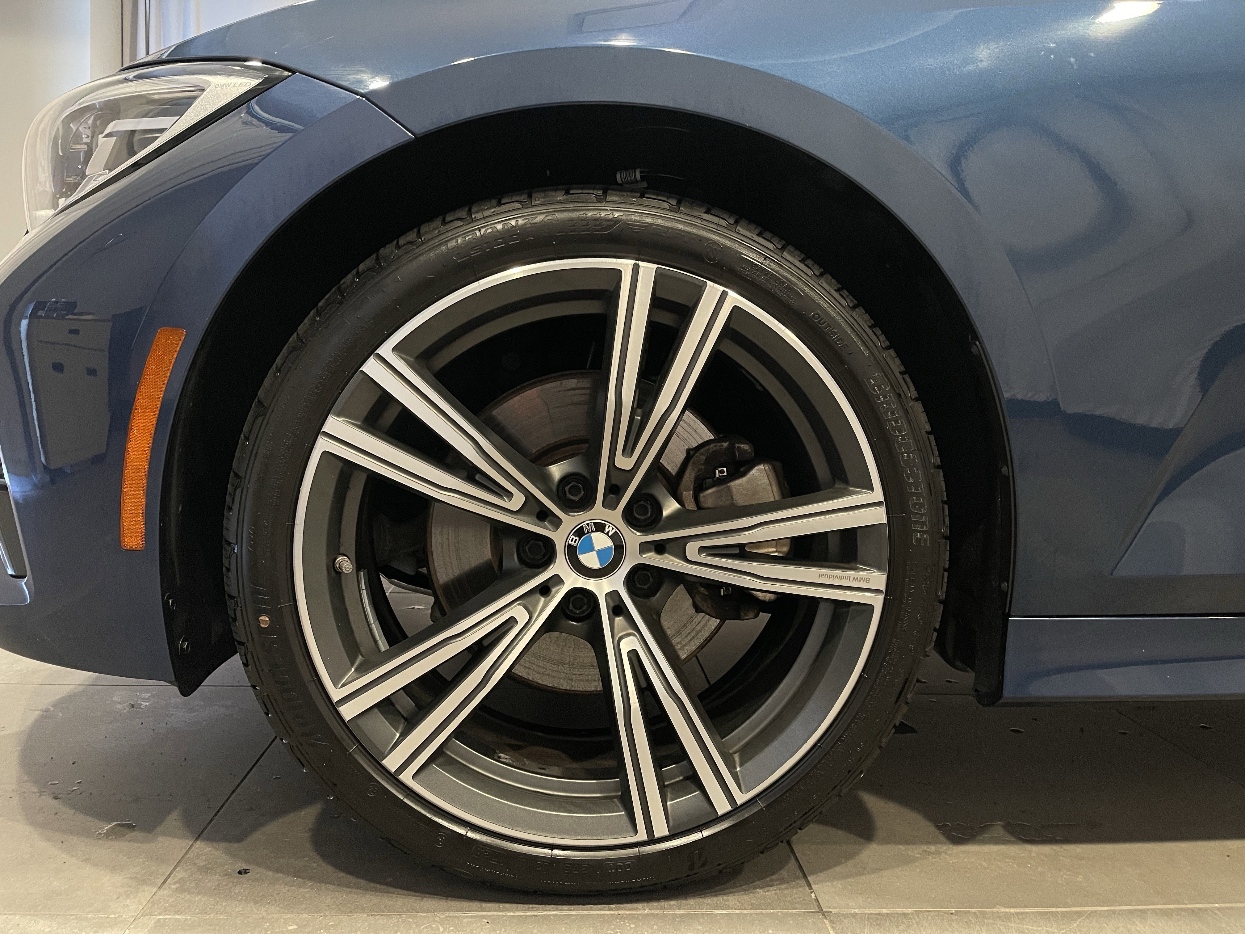 Used 2022 BMW 330i xDrive Sedan w/ Premium Package 2 image 7