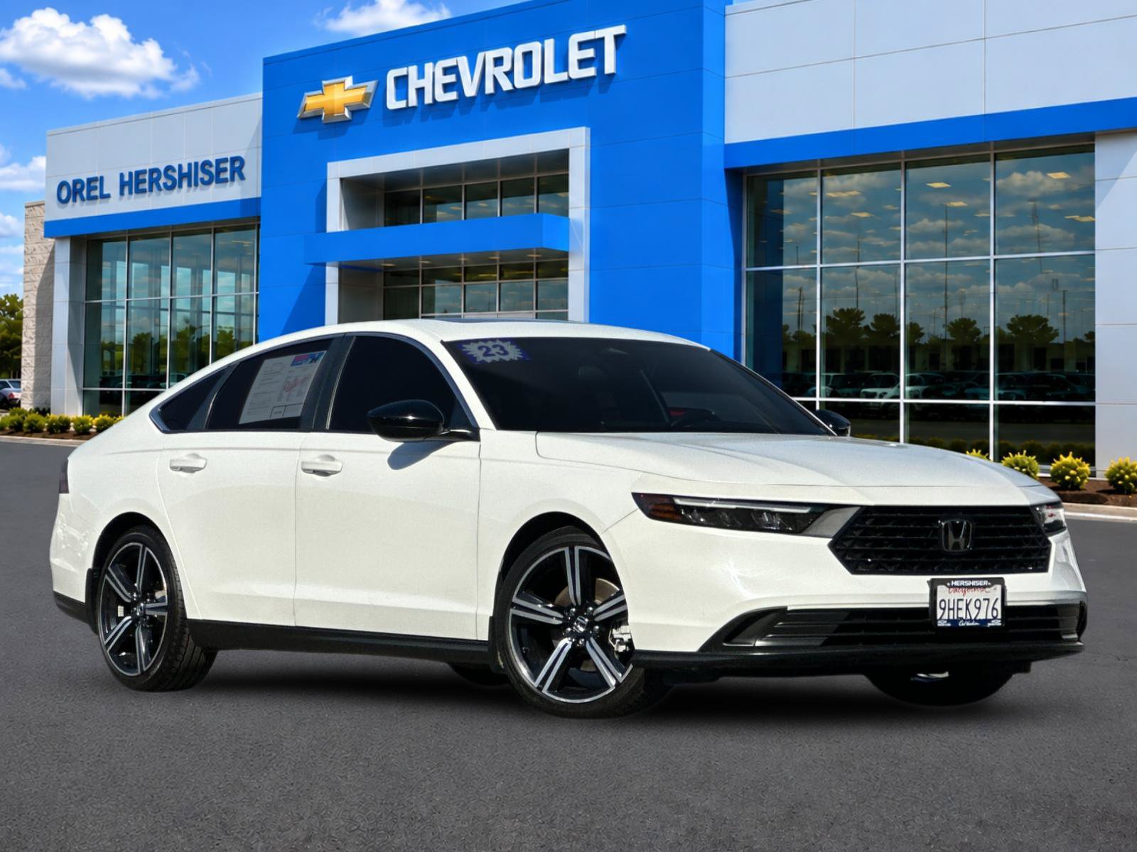 Used 2023 Honda Accord Sport image 1