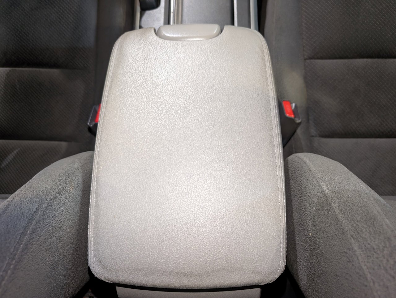 Used 2011 Honda Accord EX image 36