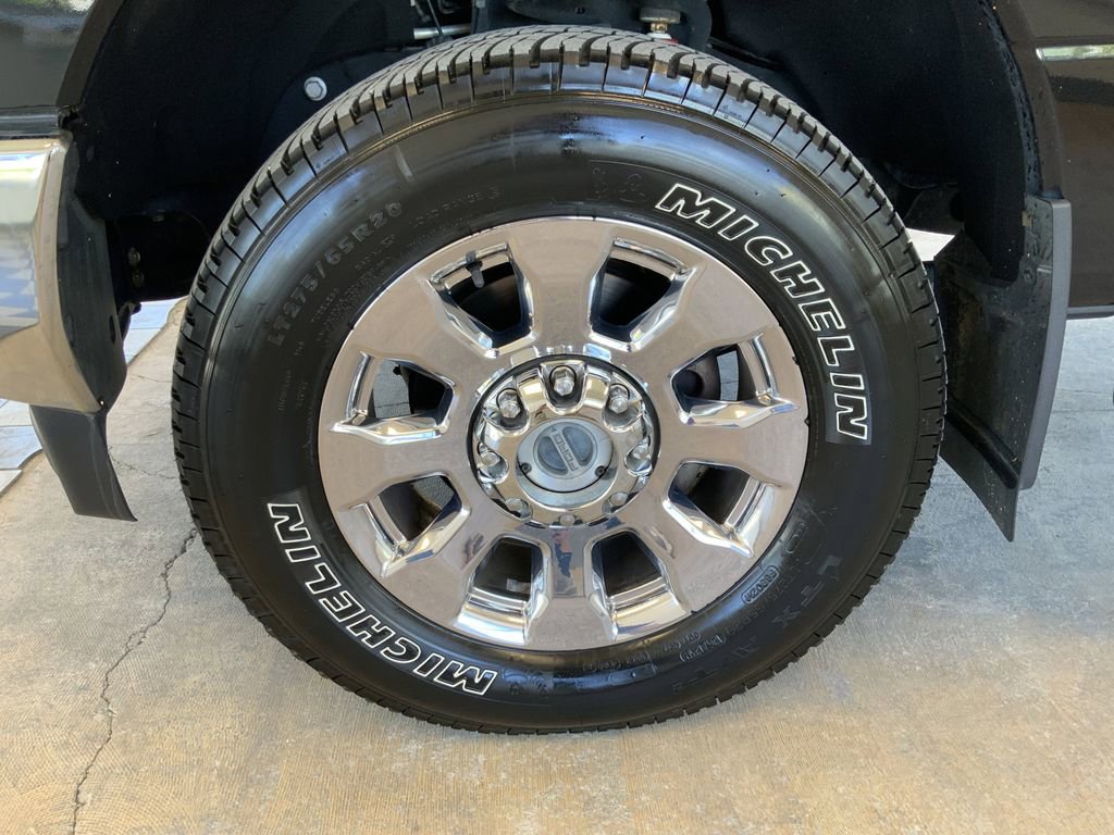 Used 2017 Ford F350 Lariat w/ Lariat Ultimate Package AWD/4WD image 6