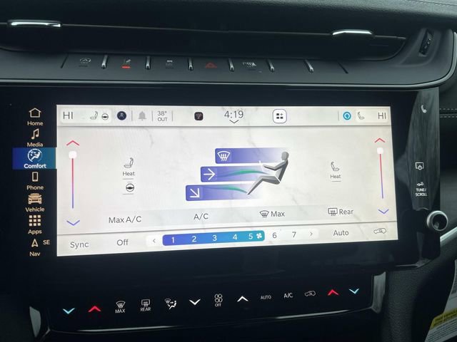 New 2026 Jeep Grand Cherokee Altitude AWD/4WD image 12