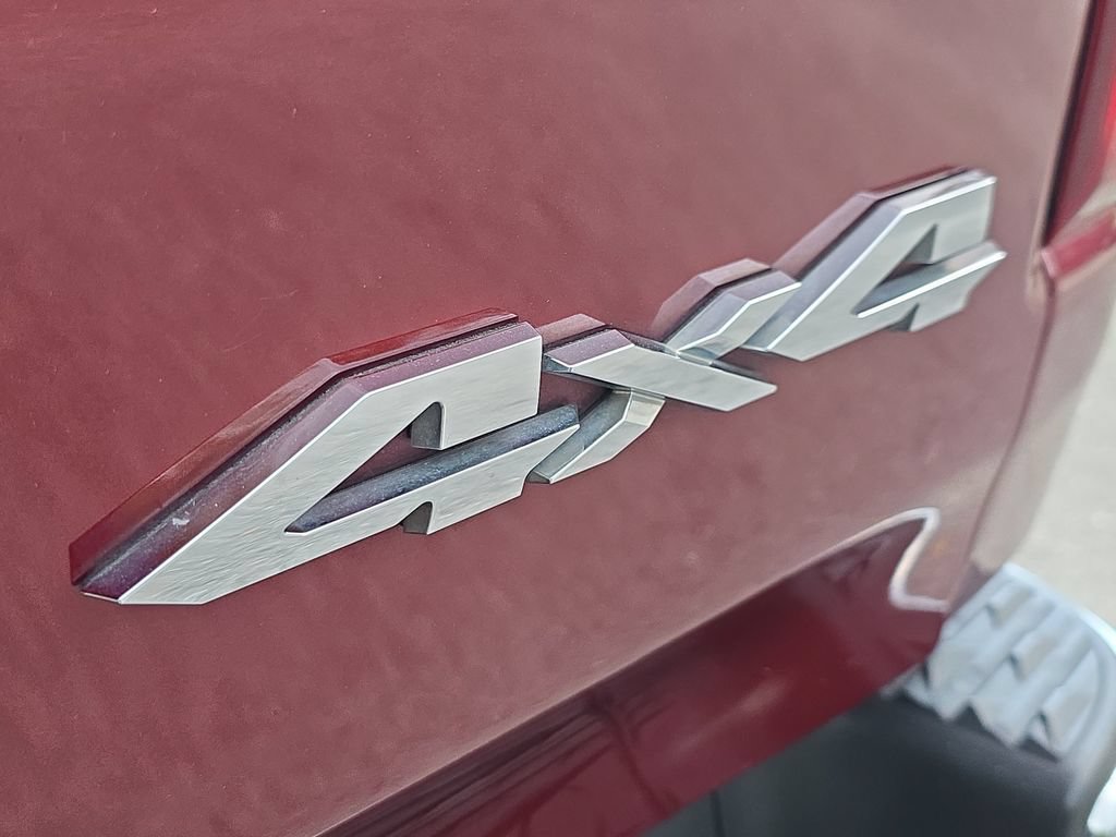 Used 2022 RAM 1500 Laramie AWD/4WD image 12