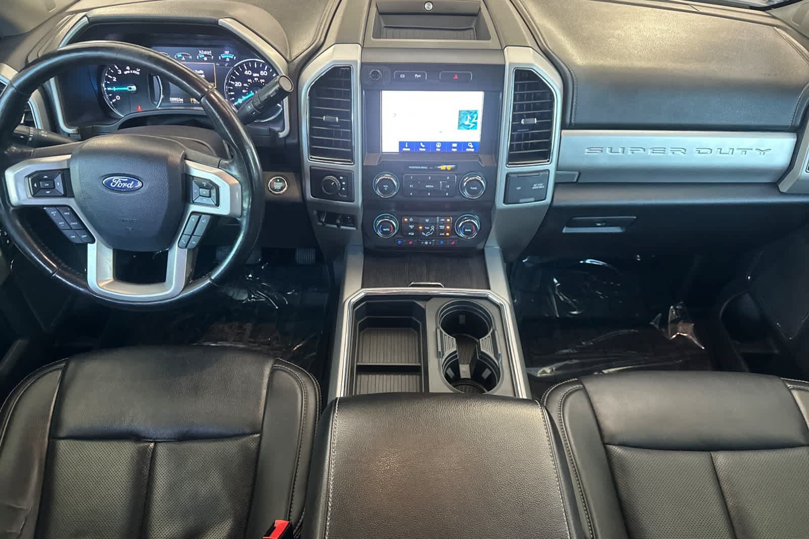 Used 2021 Ford F350 Lariat w/ Lariat Ultimate Package AWD/4WD image 3