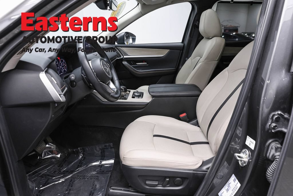 Used 2024 MAZDA CX-90 Plug-In Hybrid w/ Preferred AWD/4WD image 14