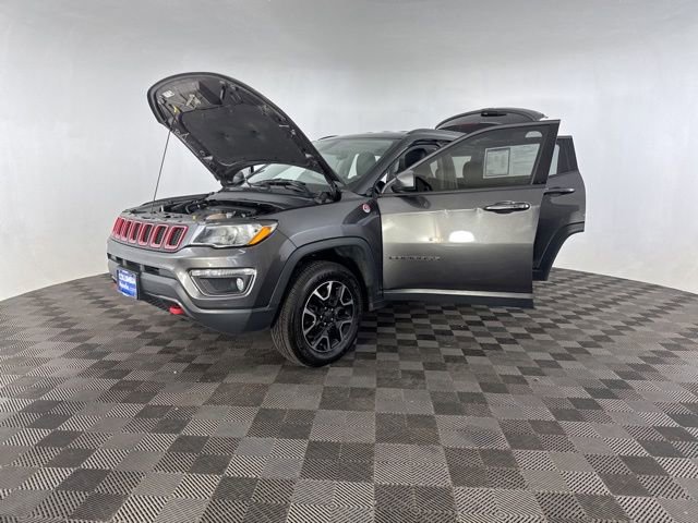 Used 2019 Jeep Compass Trailhawk AWD/4WD image 12