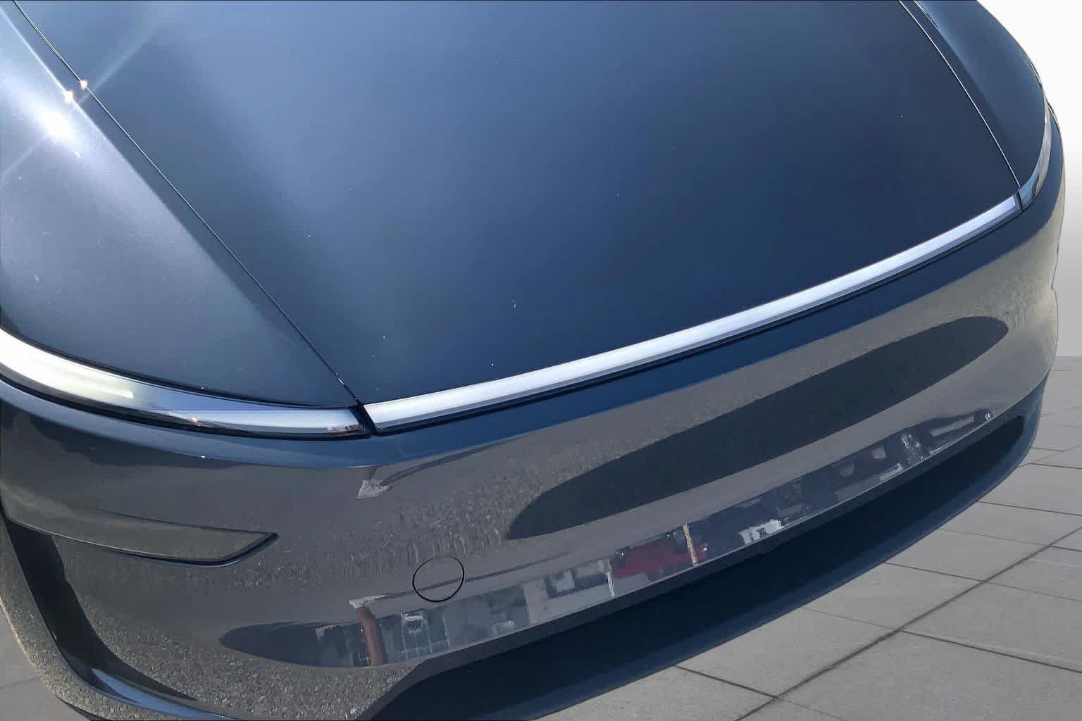 Used 2026 Tesla Model Y 2WD image 28