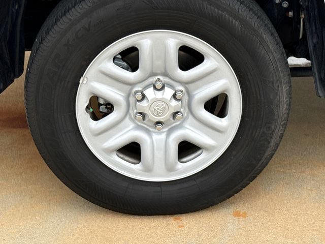 Used 2024 Toyota Tundra SR w/ SR Tow Package image 9
