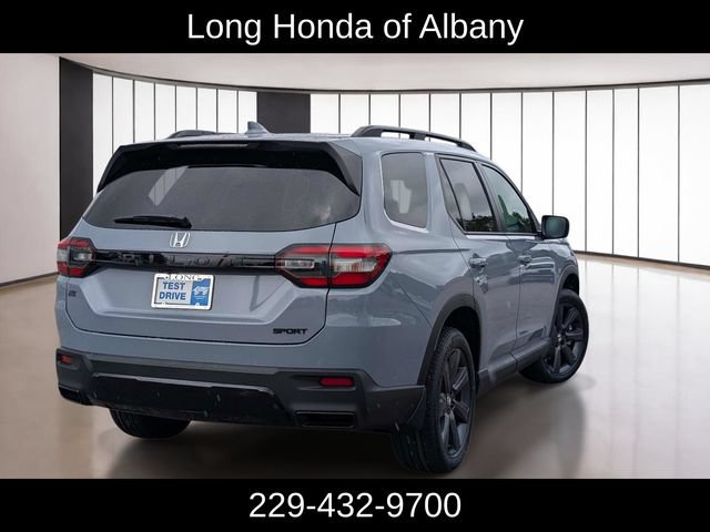 New 2026 Honda Pilot Sport image 3