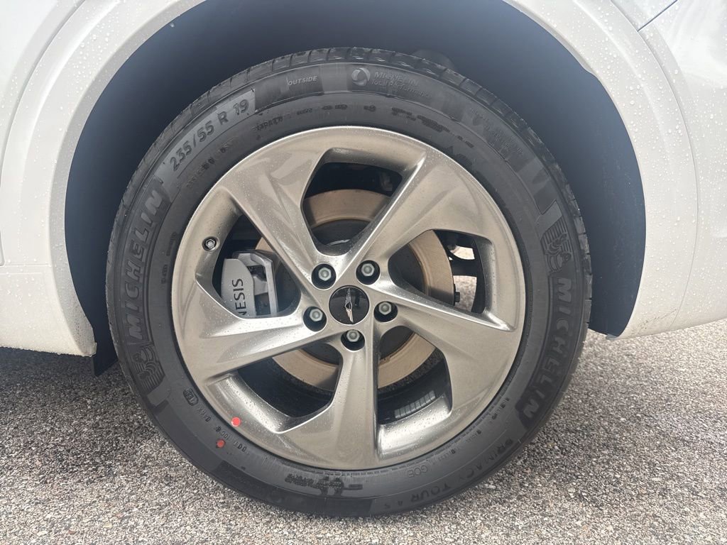 New 2026 Genesis GV70 2.5T Select AWD/4WD image 12