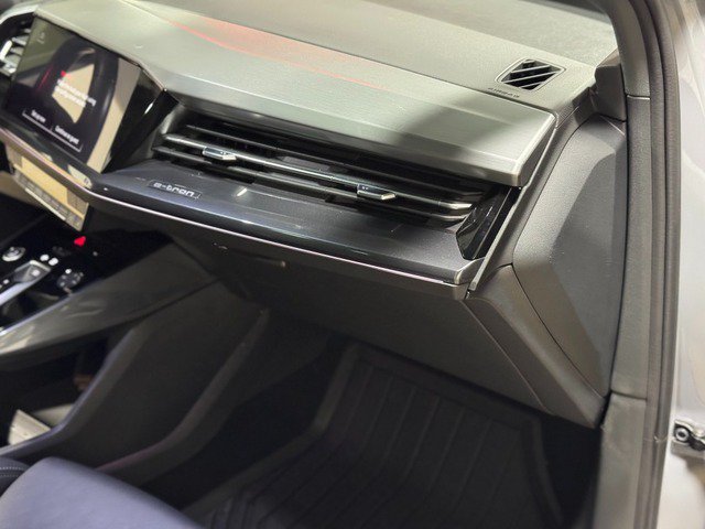 Used 2024 Audi Q4 e-tron Premium Plus AWD/4WD image 28