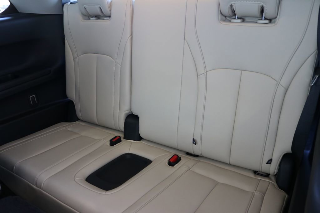 Certified 2025 INFINITI QX60 Luxe image 24