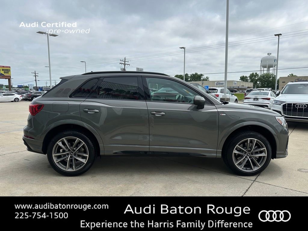 Certified 2025 Audi Q3 2.0T Premium w/ Convenience Package AWD/4WD image 4