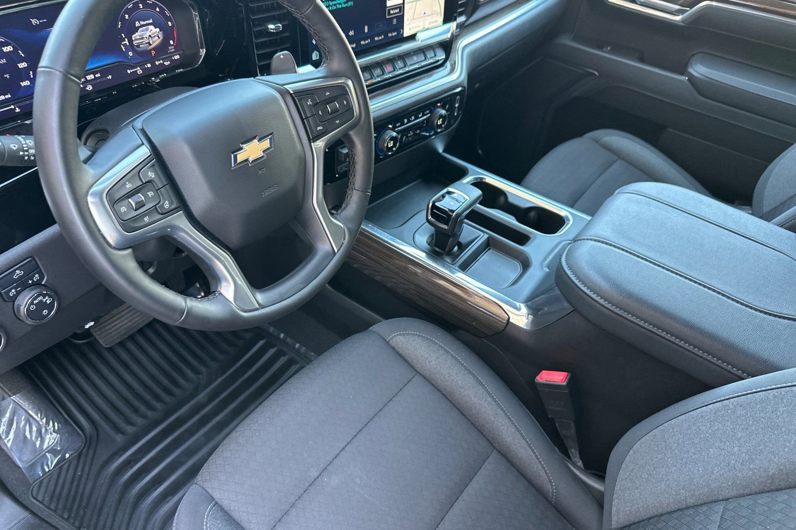 Used 2025 Chevrolet Silverado 1500 LT w/ All Star Edition Plus RWD image 10