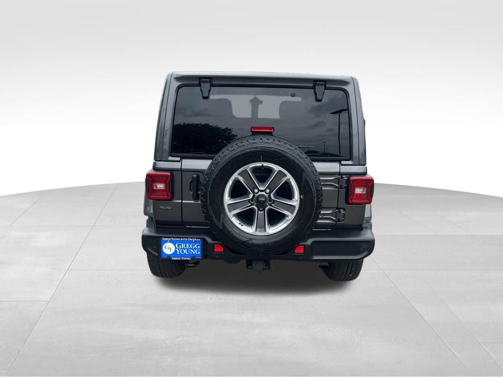 Used 2021 Jeep Wrangler Unlimited Sahara AWD/4WD image 5