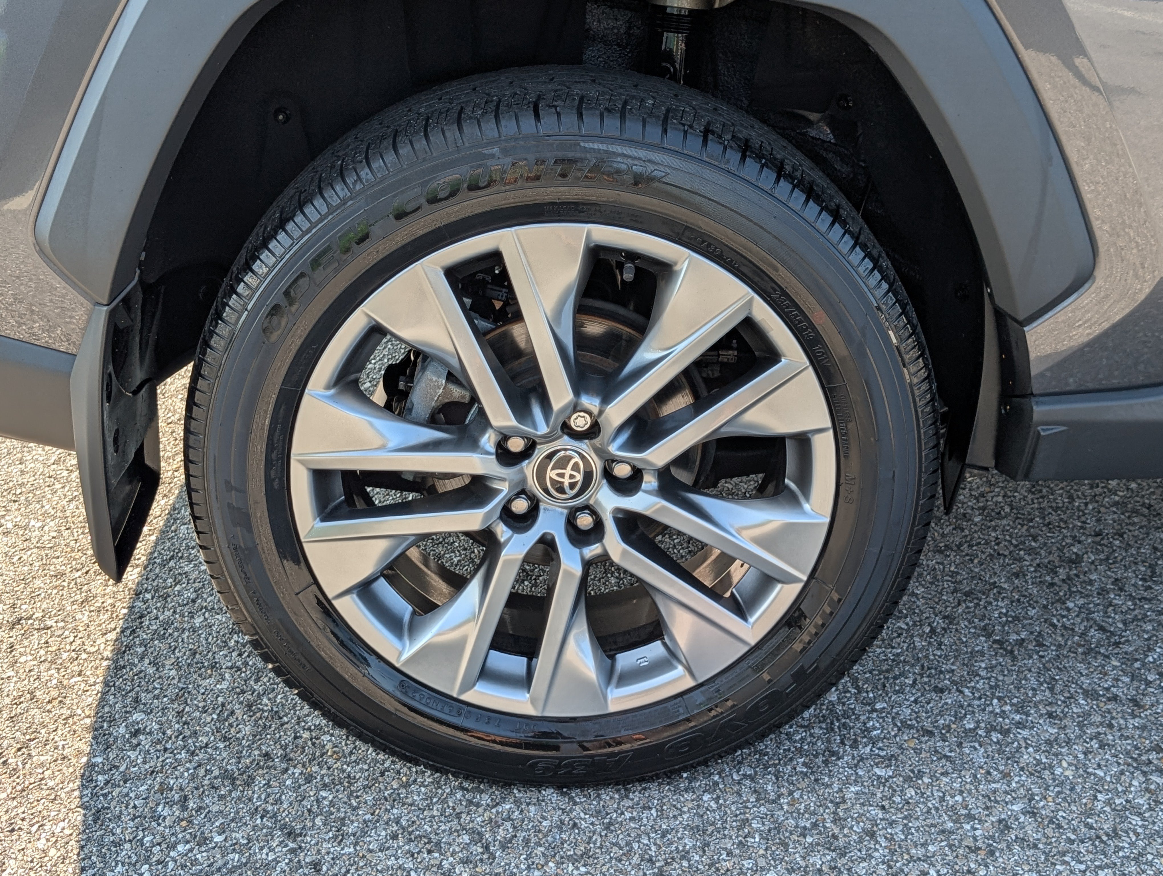 Used 2023 Toyota RAV4 XLE Premium AWD/4WD image 10