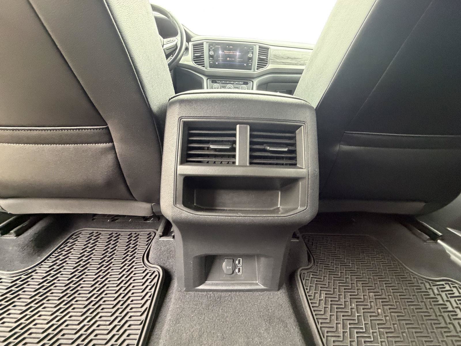 Used 2020 Volkswagen Atlas Cross Sport SE AWD/4WD image 27
