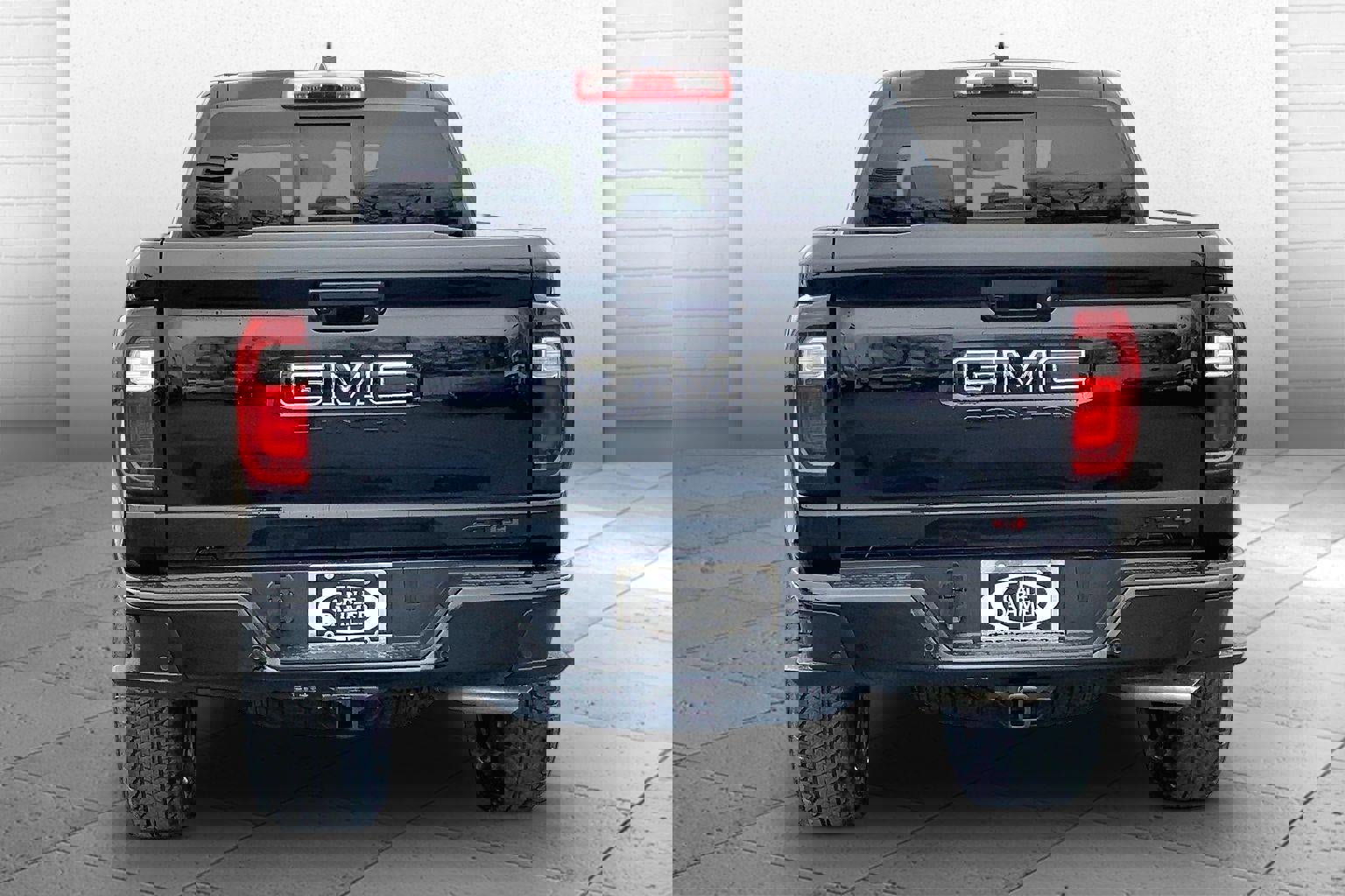 New 2026 GMC Canyon AT4 w/ Nightfall Essentials Package image 4