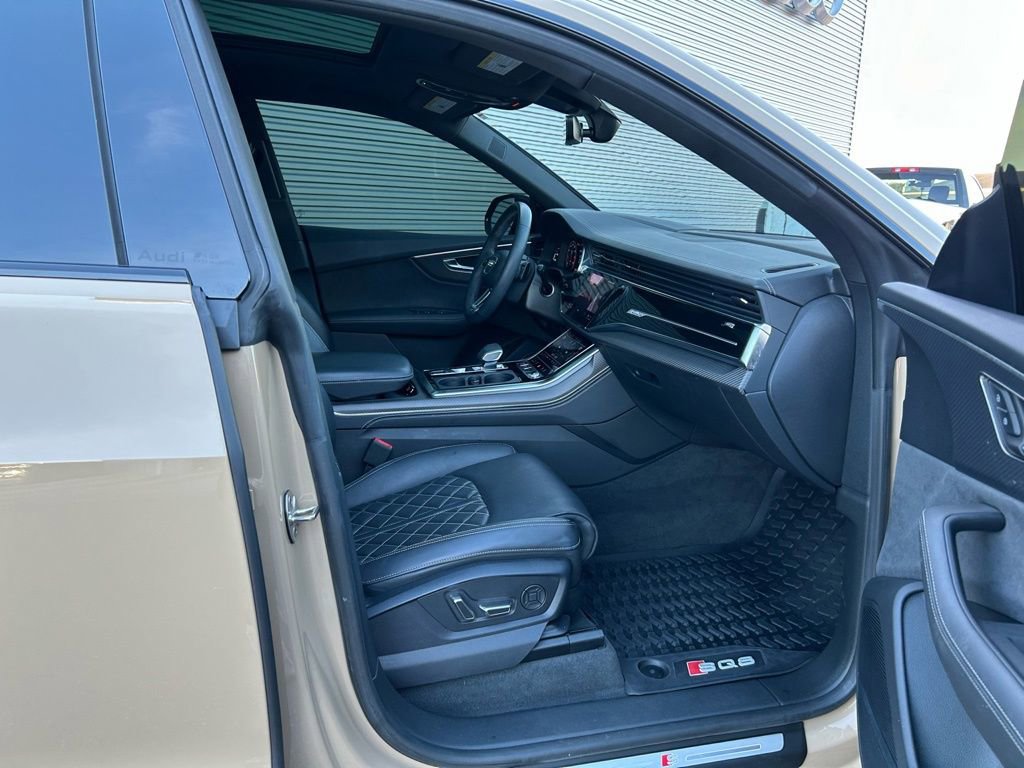 Used 2024 Audi SQ8 Prestige image 45