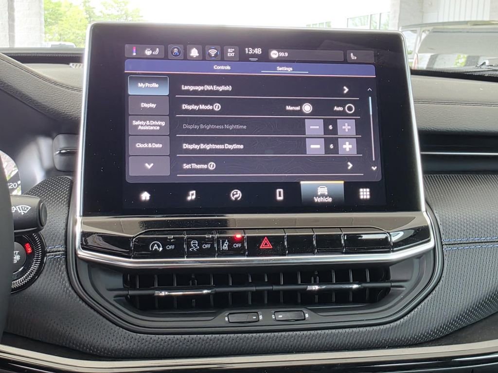 New 2026 Jeep Compass Latitude AWD/4WD image 16