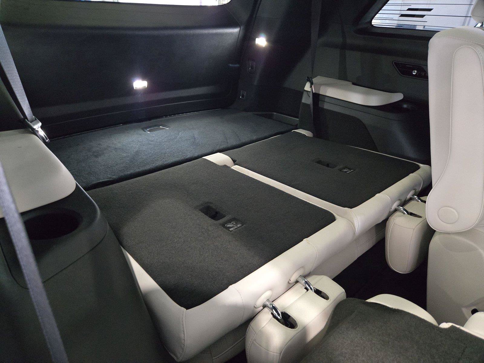 Certified 2026 Cadillac Vistiq Luxury AWD/4WD image 31