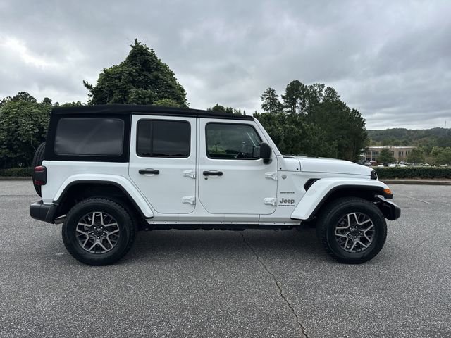 Used 2024 Jeep Wrangler Sahara image 4