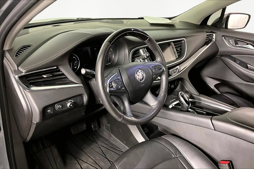 Certified 2021 Buick Enclave Avenir w/ Avenir Technology Package FWD image 17
