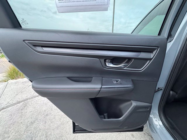 Used 2025 Honda CR-V Sport image 25