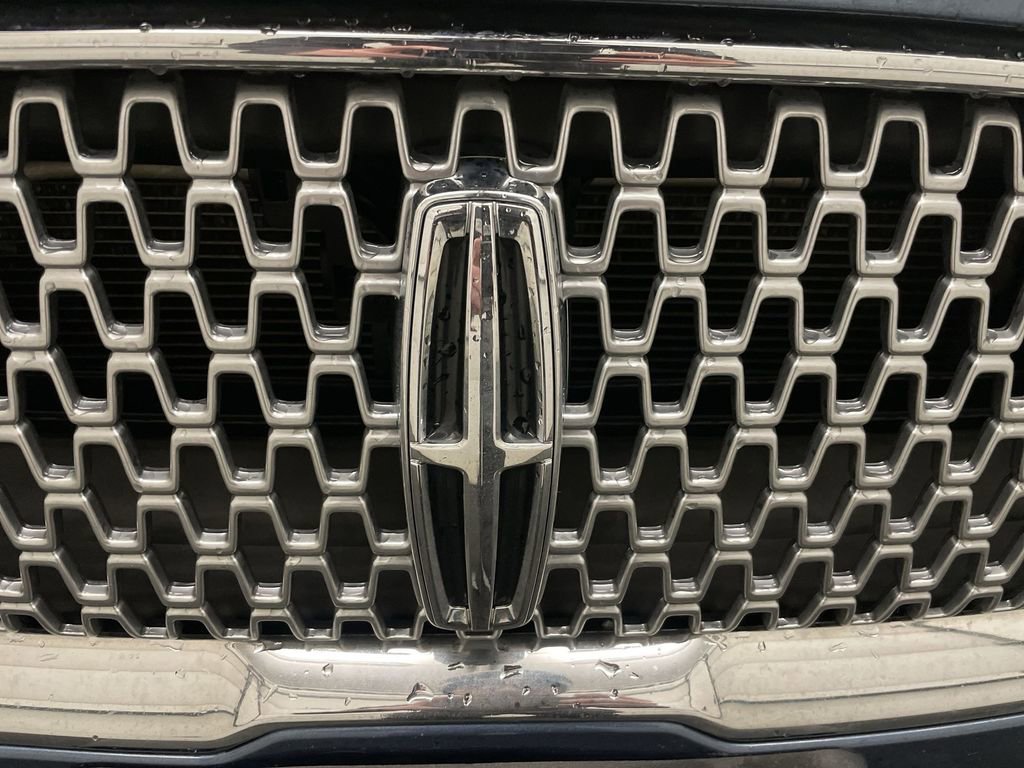 Used 2018 Lincoln MKZ Reserve w/ Climate Package image 27