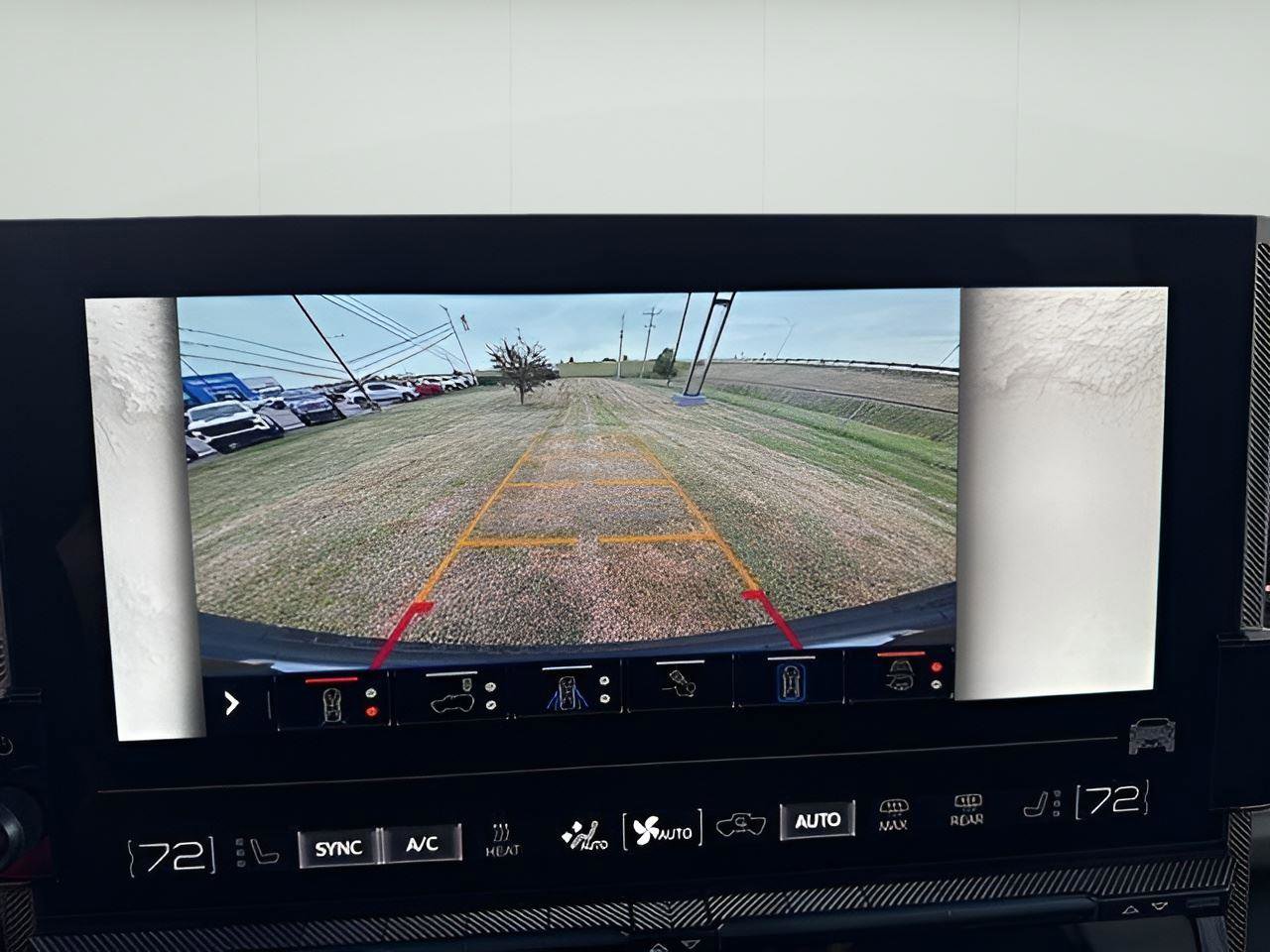 New 2024 GMC Hummer EV 3X w/ LPO, Illumination Package image 17