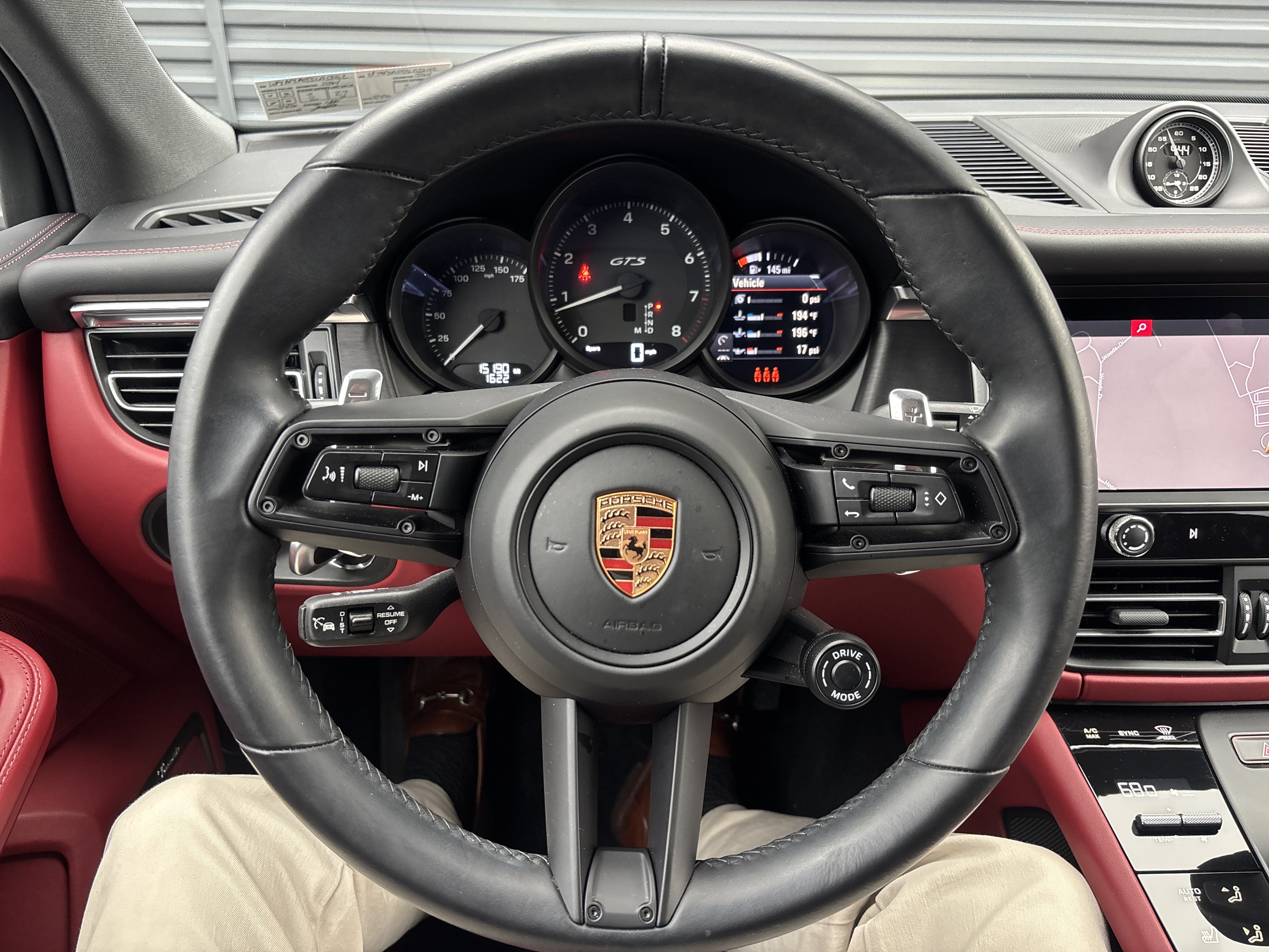Certified 2025 Porsche Macan GTS AWD/4WD image 15