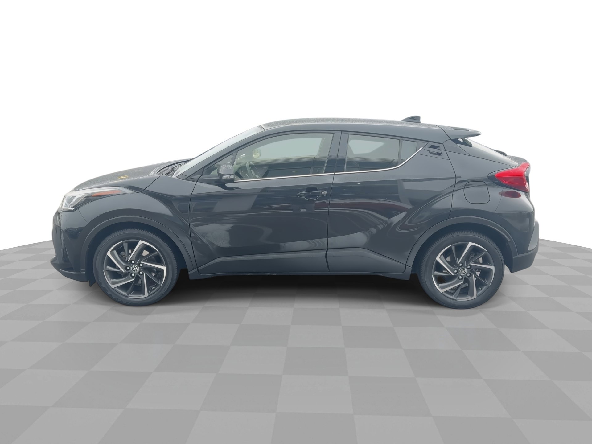 Used 2020 Toyota C-HR Limited image 5