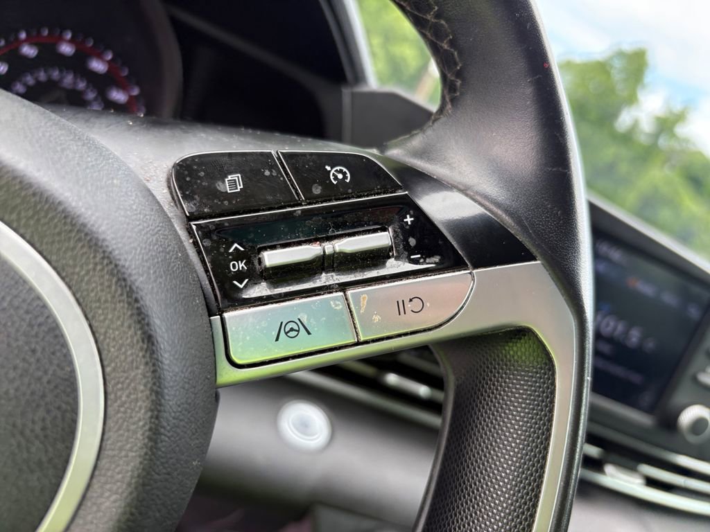 Used 2021 Hyundai Elantra SEL FWD image 30