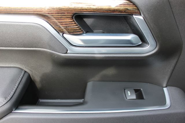 Used 2025 GMC Sierra 1500 Elevation image 35