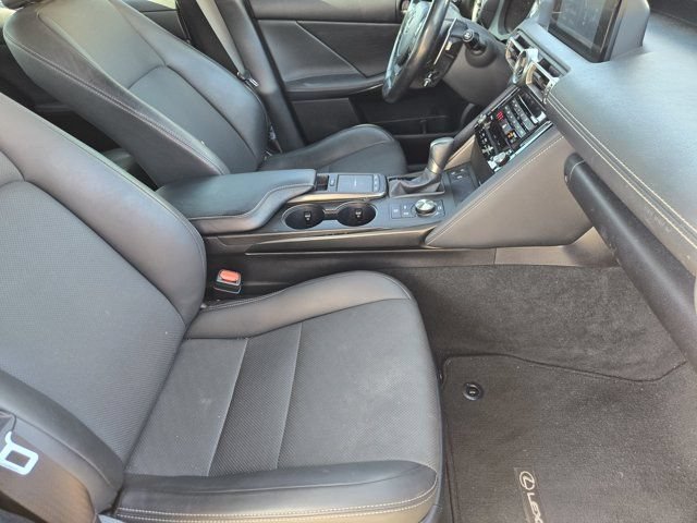 Used 2022 Lexus IS 300 w/ Premium Package RWD image 10