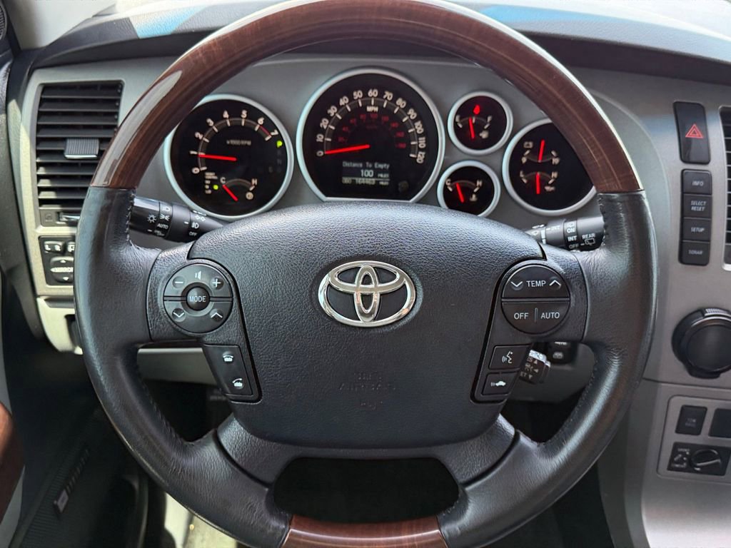 Used 2012 Toyota Sequoia Platinum RWD image 17