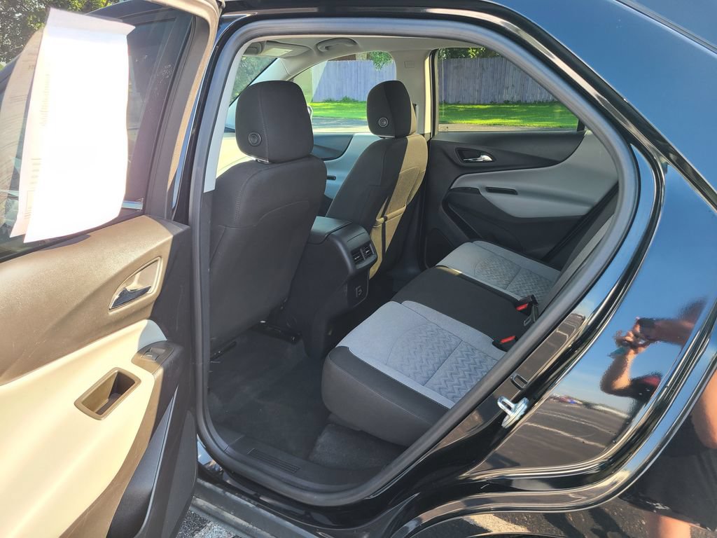 Used 2023 Chevrolet Equinox LT FWD image 18