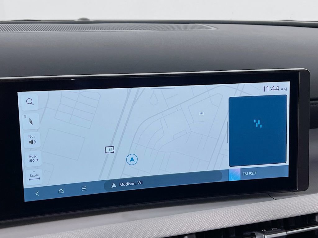 New 2026 Hyundai Tucson Limited image 11