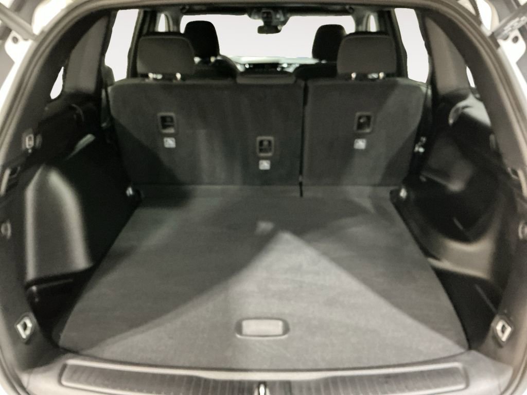 Used 2024 Jeep Grand Cherokee Laredo X w/ Luxury Tech Group I image 21