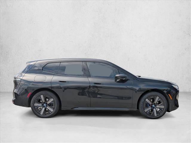 Used 2024 BMW iX xDrive50 w/ Sport Package AWD/4WD image 4